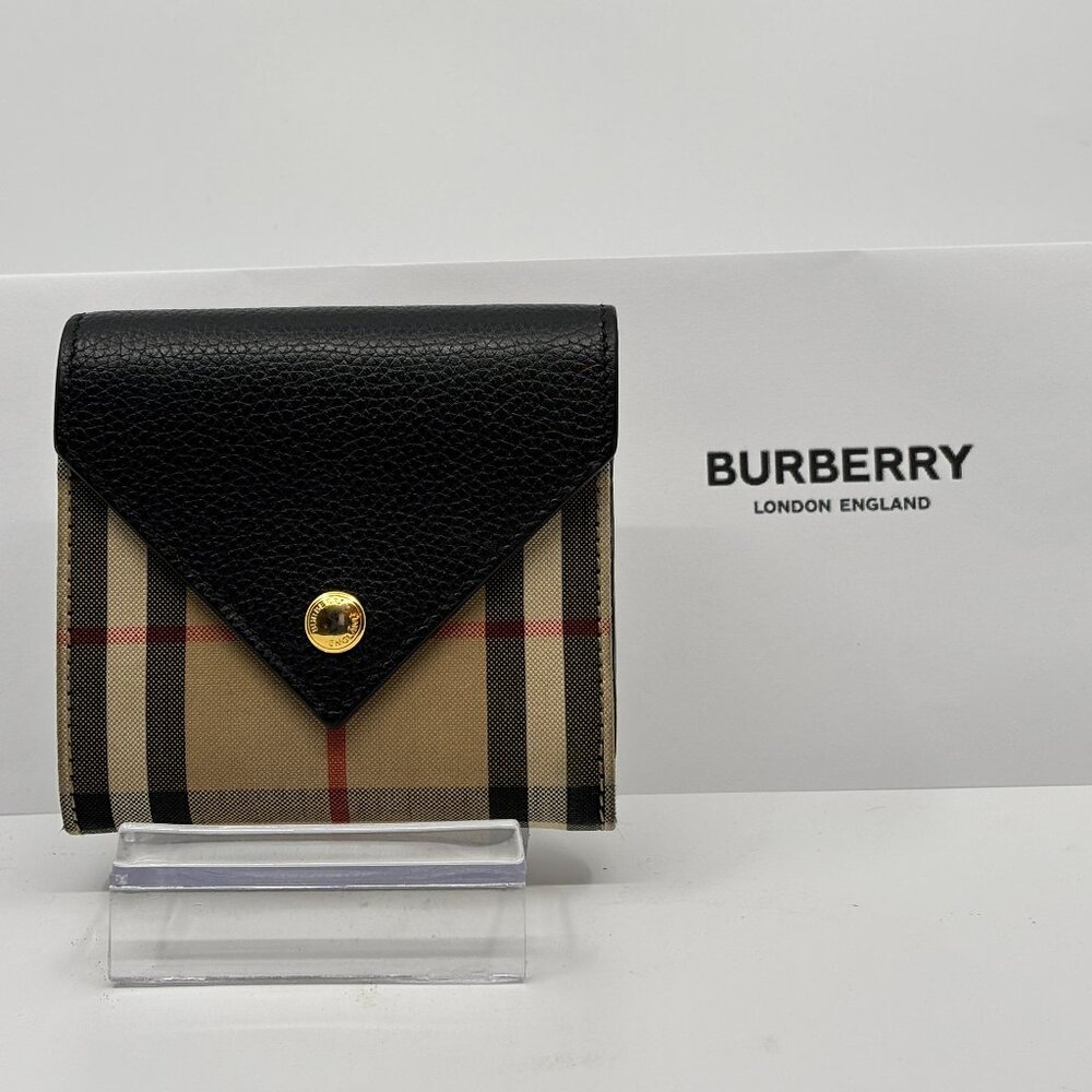 Burberry Womans Lila Haymarket Check Compact Wallet